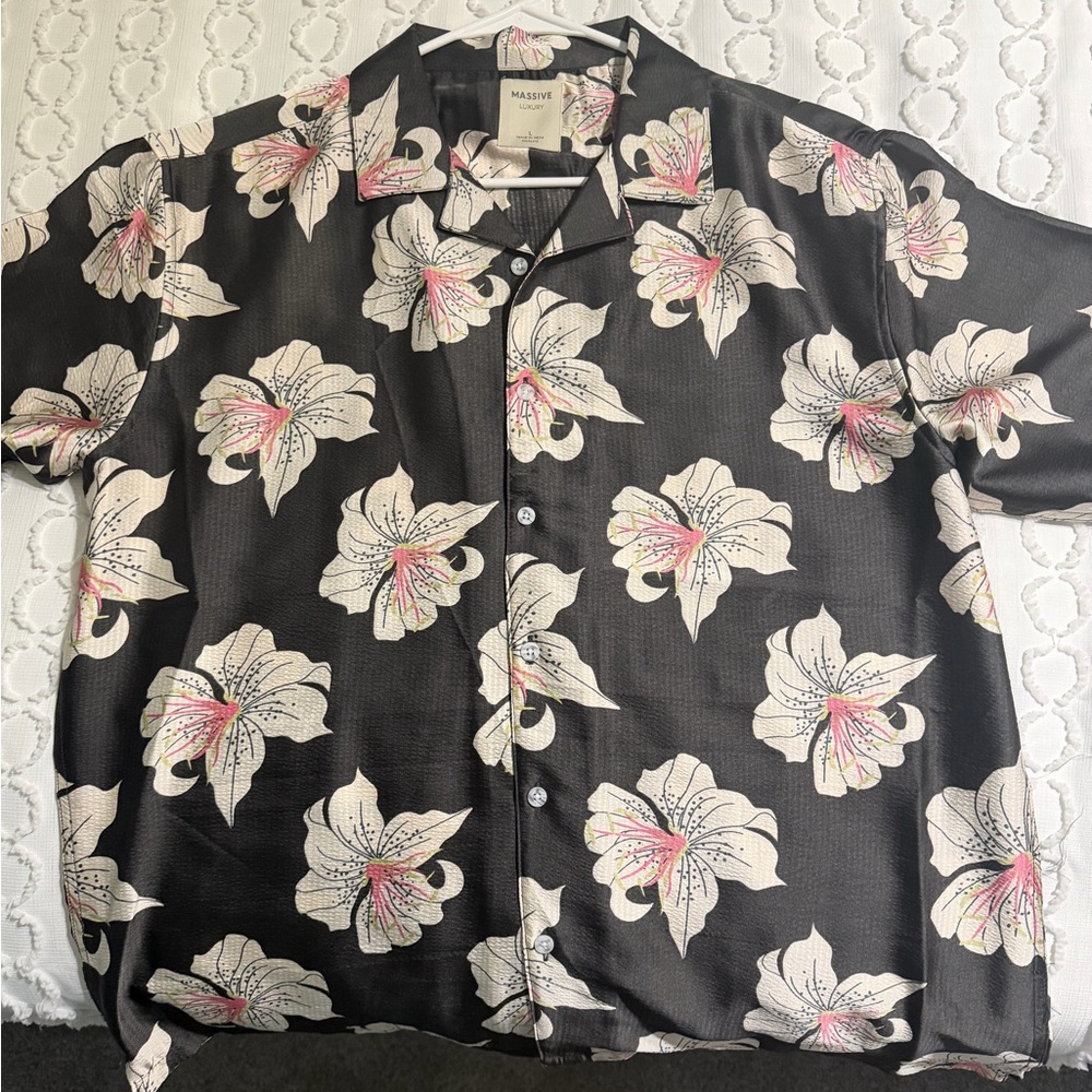 Massive Men's Black and Pink Floral Casual Shirt